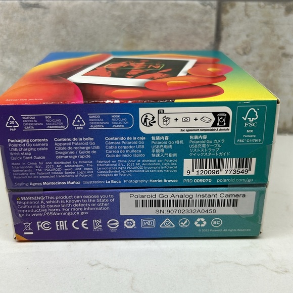 Polaroid GO Analog Instant Camera - Picture 5 of 11